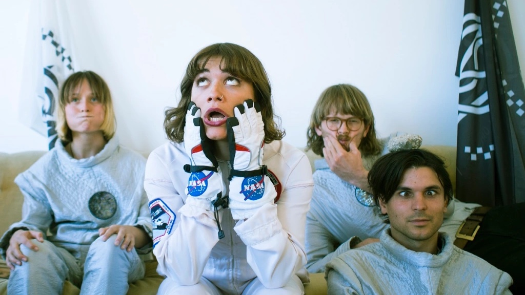 Zoë Fox and the Rocket Clocks |  Druid Fluids | Heavy Amber